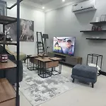 Elegant Luxury Apartment In Jeddah Near Airport